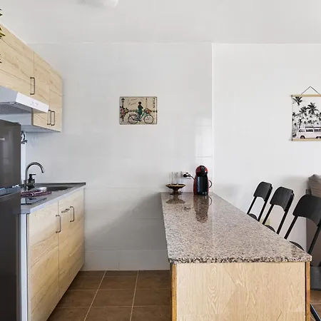 Apartamento Zona Tranquila Cerca Del Mar